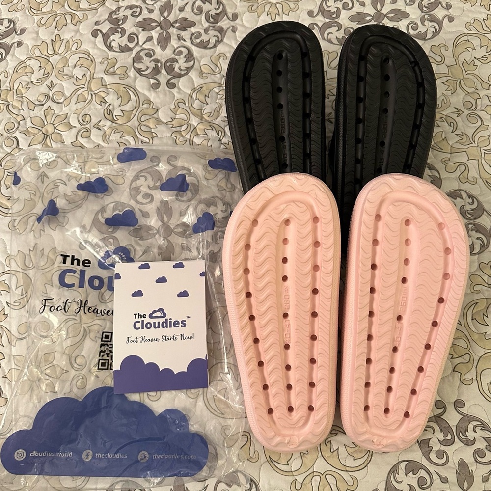 (2) Pair of Cloudies Slides - Picture 2 of 6